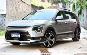 Review Kia Niro | SUV híbrido deveria ser o anti-Corolla Cross