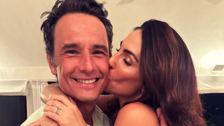 Rodrigo Santoro celebra aniversário da esposa e web reage: 'Que sorte'