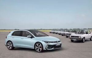 Volkswagen Golf celebra 50 anos em 2024, e tem até ChatGPT