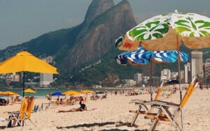 10 praias brasileiras para visitar em fevereiro