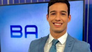 Apresentador da Globo engasga e jornal é interrompido às pressas; veja