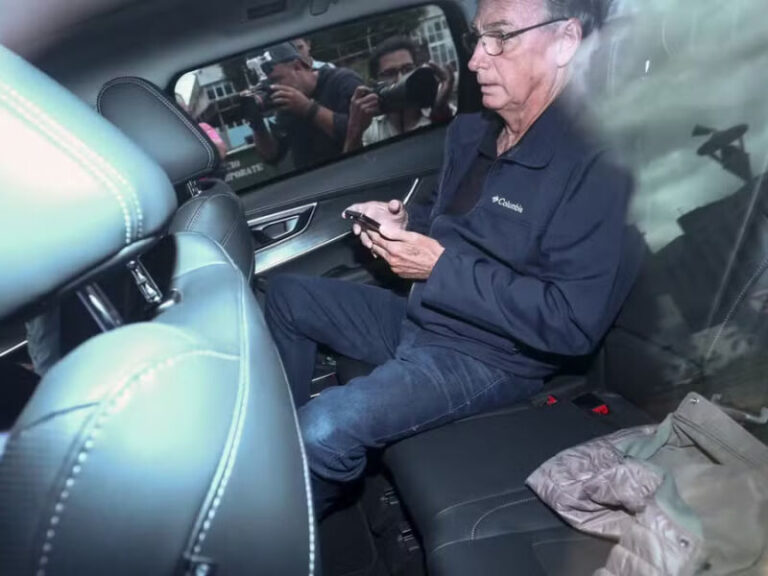 Bolsonaro optou por silêncio em depoimento à PF sobre suposta tentativa de golpe