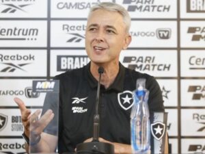 Botafogo demite Tiago Nunes