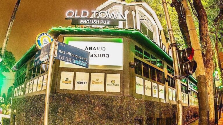 Com cara de mini festival, Studio Gava Celebration toma conta do Old Town English Pub em Santo André