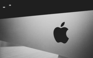 Designer mais experiente da Apple deixará empresa após 32 anos