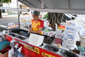 Empreendedores que trabalharam no Carnaval comemoram vendas, festa injetou R$ 20 milhões na economia