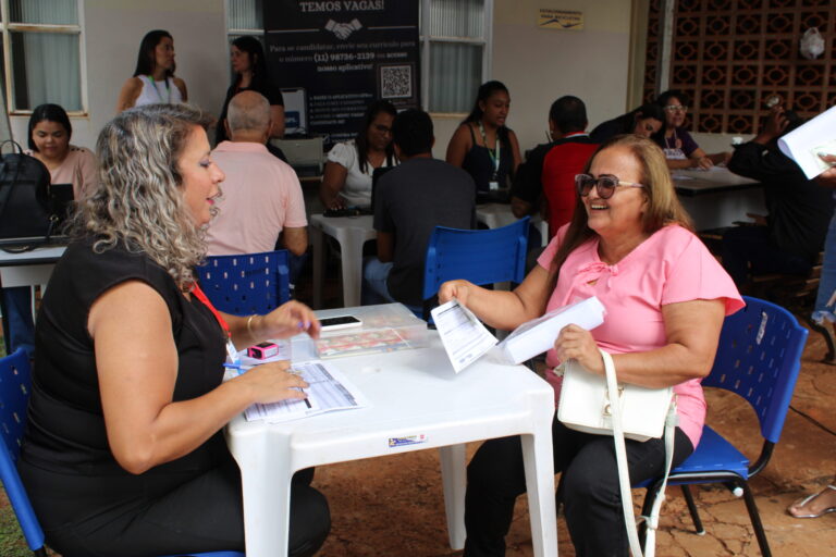 Emprega CG: Em ação no bairro Aero Rancho, Funsat encaminha mais de 100 pessoas  para o mercado de trabalho