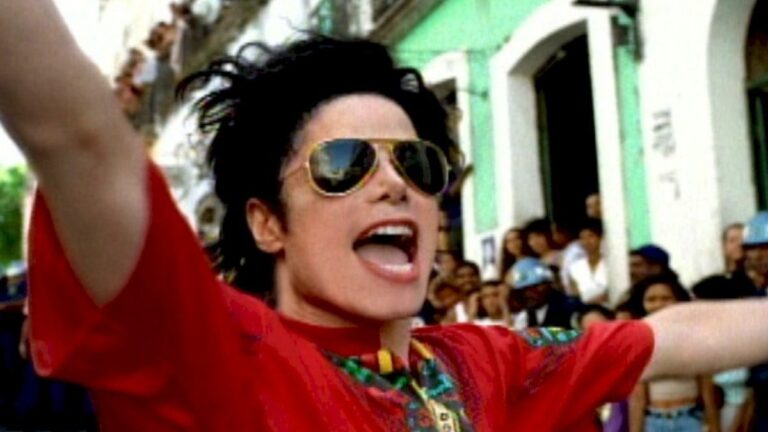 Guarda-costas revela motivo das plásticas de nariz de Michael Jackson
