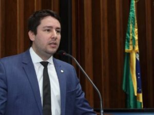 João Henrique diz que espera "aval de Pollon" sobre a candidatura