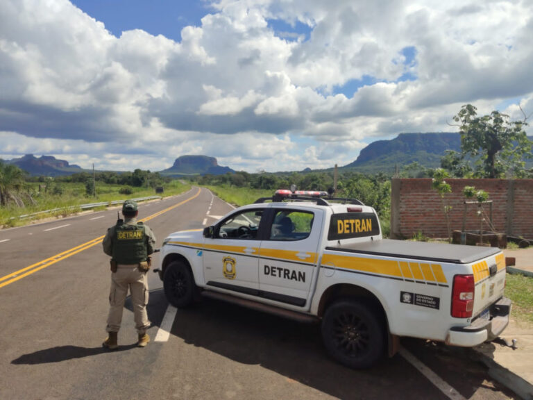 Motorista flagrado em zig-zag na BR-060 é preso por embriaguez