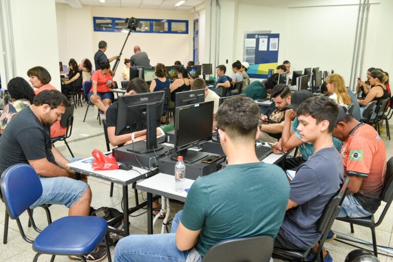 Prefeitura Municipal certifica mais de 100 jovens na área de Marketing Digital