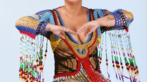 Preta Gil chega em Salvador e celebra chegada do Carnaval: 'Pronta'