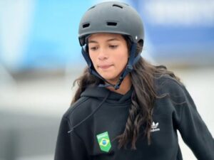 Rayssa Leal é vice na etapa de Paris do Street League