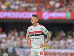 Reviravolta: James Rodríguez continua no São Paulo