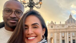 Thiaguinho viaja o Vaticano com Carol Peixinho: ‘Sempre tive o sonho’