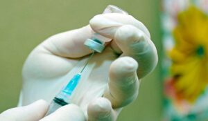 Vacina do Butantan contra dengue tem 79% de eficácia, diz estudo