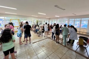 Vacinação contra dengue chega ao Shopping Avenida Center e Praça Antônio João neste sábado