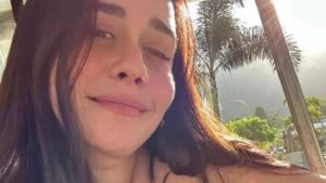 Alessandra Negrini esclarece fama de maconheira: 'Jeito de ser'