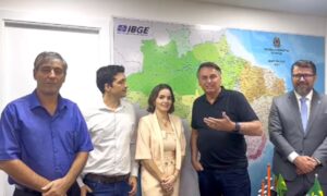 Bolsonaro endossa Salette Bell e Eduardo Introvini como pré-candidatos em Coxim