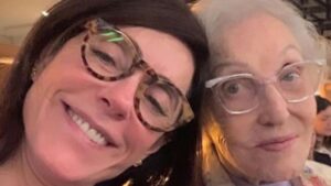 Christiane Torloni parabeniza mãe por aniversário de 94 anos: ‘Amada’