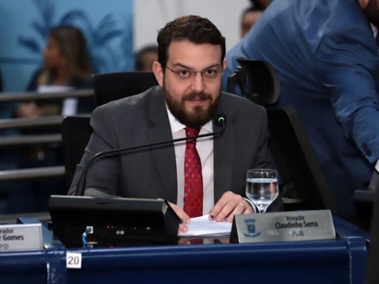 Claudinho Serra apresenta projeto que adequa isenção do IPTU na Capital