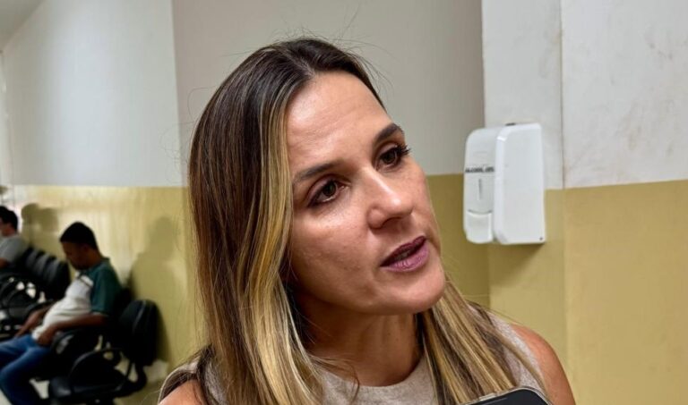 Conselheiros da Educação conhecem Diretrizes de Educação das Escolas de Tempo Integral da REME