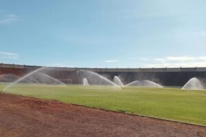 Estádio Douradão está pronto para DAC e Costa Rica no domingo