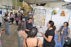 Feira de Artesanato “Mãos que Criam” reúne artesãos de Campo Grande e de cidades do interior
