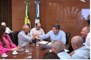 Governo de MS garante R$11 milhões para asfalto de avenida em Paraíso das Águas