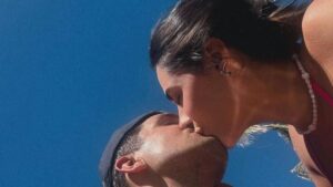 Luan Santana posta foto enigmática com Jade Magalhães; veja