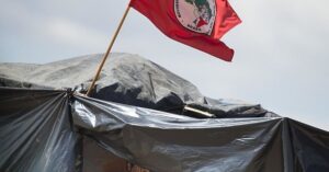 MST invade fazenda em Minas Gerais e sede do governo do RN