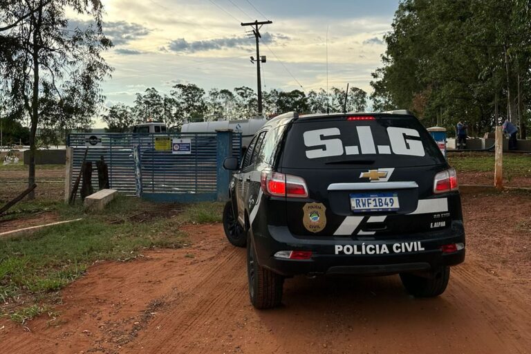 Mulher é indiciada por abortar feto de 5 meses e jogar em rede de esgoto no interior de MS