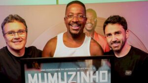 Mumuzinho renova contrato com a Universal Music