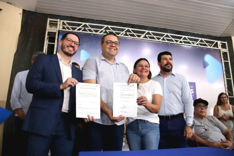 Novo secretário toma posse e firma compromisso de tornar Dourados referência em educação