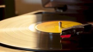 O vinil volta à cesta de inflação no Reino Unido após 32 anos