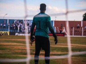 Operário e Portuguesa duelam pela semifinal do Campeonato Estadual neste domingo