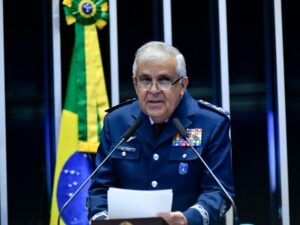 Presidente do STM afirmou que governo de Bolsonaro com muitos militares "foi um erro"