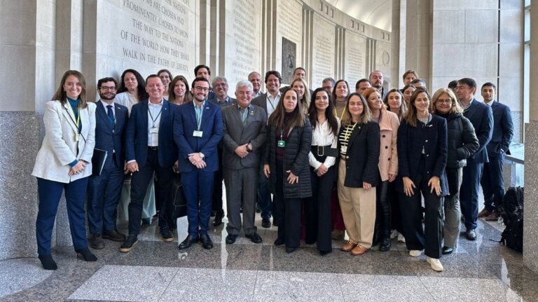 Frente Parlamentar pelo Brasil Competitivo e equipe do  Woodrow Wilson Center, Washington, DC.