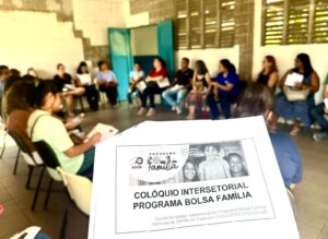 SAS realiza ações para orientar profissionais e regularizar famílias que recebem o Bolsa Família