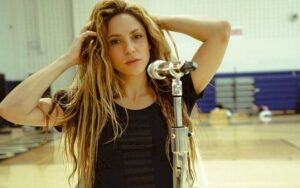 Shakira revisitará divórcio com Piquet na faixa 'Última'