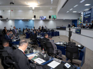 Vereadores aprovam nove projetos na sessão desta terça-feira