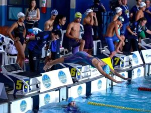Agenda esportiva: fim de semana tem natação, xadrez e Brasileirão Feminino