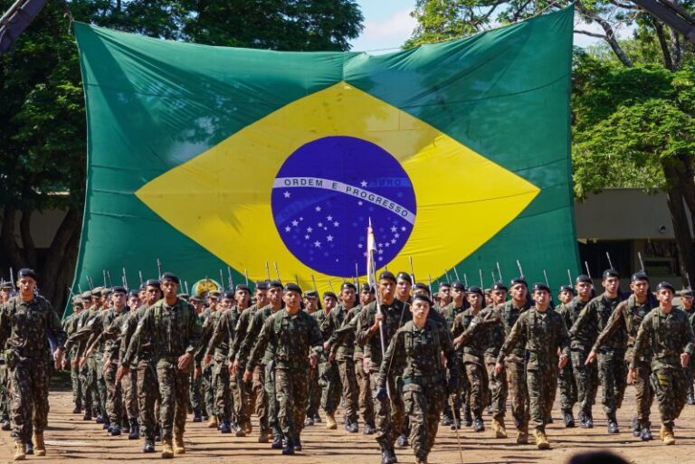 Homenagens marcam comemoração do Dia do Exército na 4ª Brigada Guaicurus