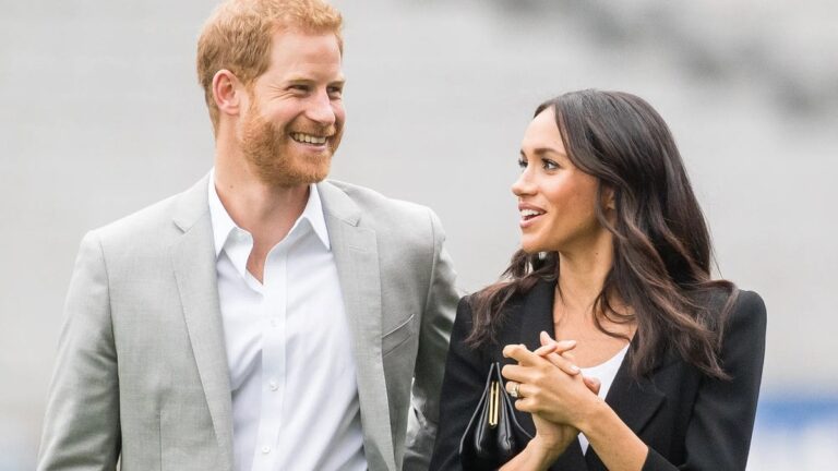 Meghan Markle dá "chega pra lá" em mulher que queria posar com Harry