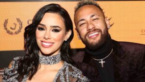 Neymar faz declaração de aniversário para Bruna Biancardi