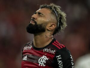 Por causa da suspensão, Flamengo não fará proposta de renovação a Gabigol