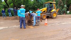 Prefeitura intensifica trabalhos preventivos e manutenção nos pontos danificados pela chuva