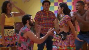 Resumo BBB: festa tem pressão por beijo e discussão entre Alane e Bia