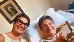 Sandra Annenberg se declara para mãe: 'Cuidar de quem cuidou da gente'