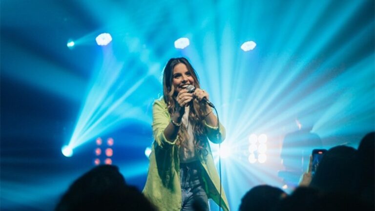 Amanda Loyola lança a canção “Eu Quero Ver Sua Face”